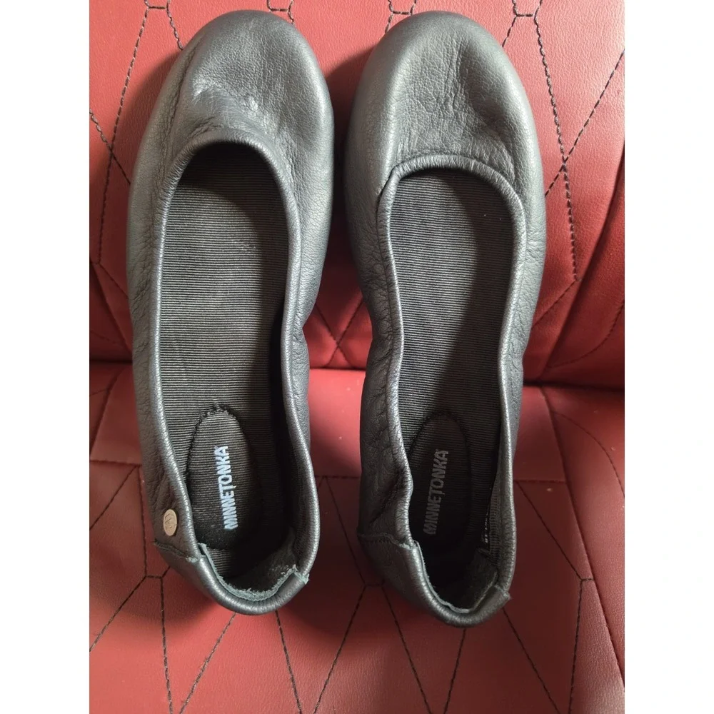 Minnetonka Leather Ballet Shoes - Anna Ballet Flat Women's Size 5 US